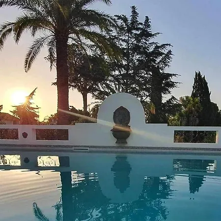 Apartment Beautiful In Saint-raphael With Kitchen *