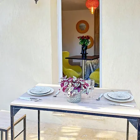 Beautiful In Saint-raphael With Kitchen Apartment Saint-Raphael (Var)