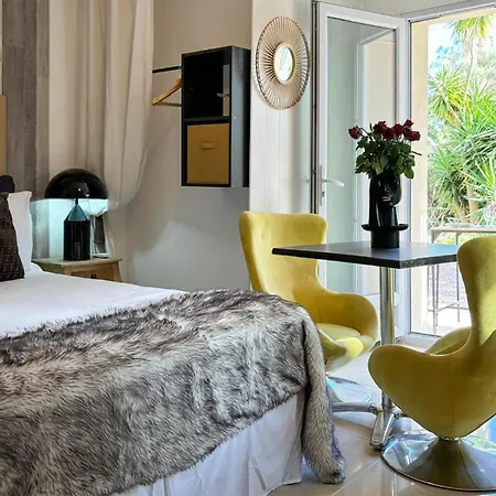 Beautiful In Saint-raphael With Kitchen Apartment Saint-Raphael (Var)