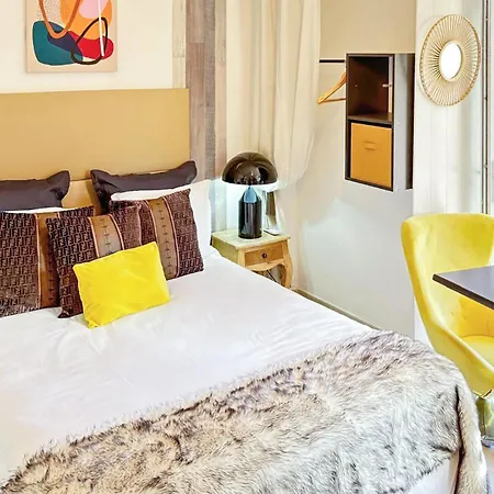 Apartment Beautiful In Saint-raphael With Kitchen